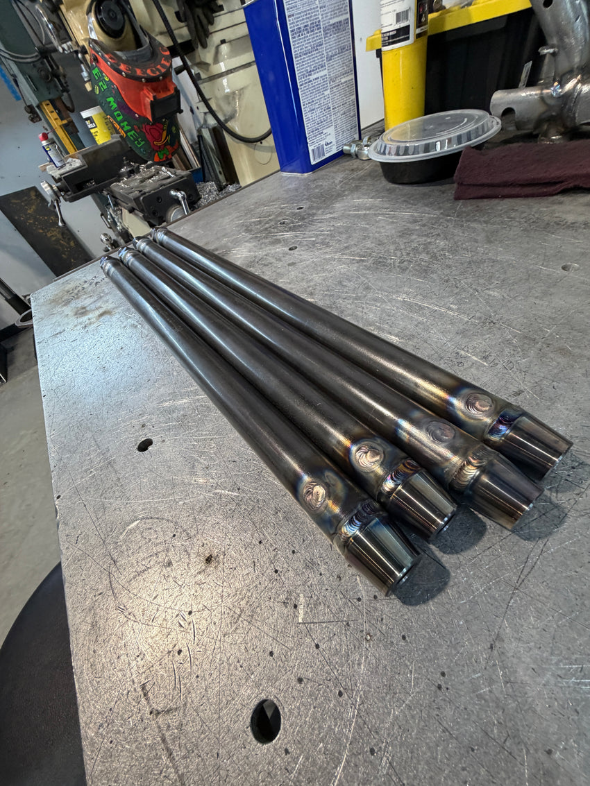 Pro r. Turbo R. Xps1000. Rear radius rods.