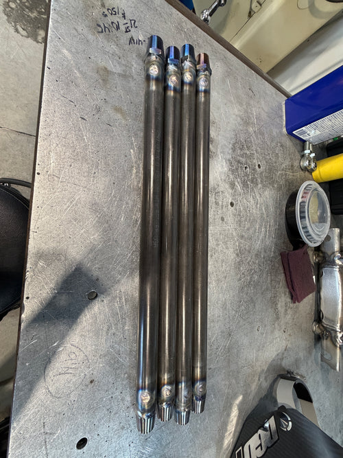 Pro r. Turbo R. Xps1000. Rear radius rods.